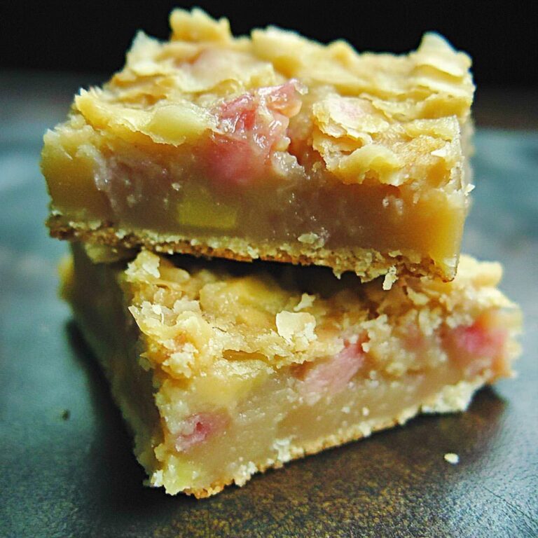 Tangy Lemon Rhubarb Bars Recipe
