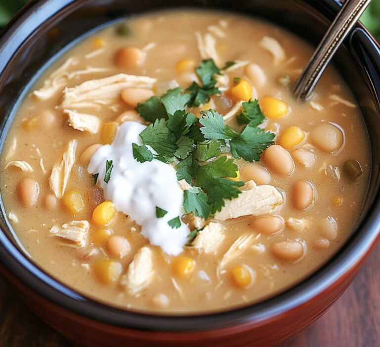 Slow Cooker White Chicken Chili Recipe
