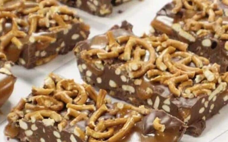 Ridiculously Indulgent Caramel Pretzel Crack Bars Recipe
