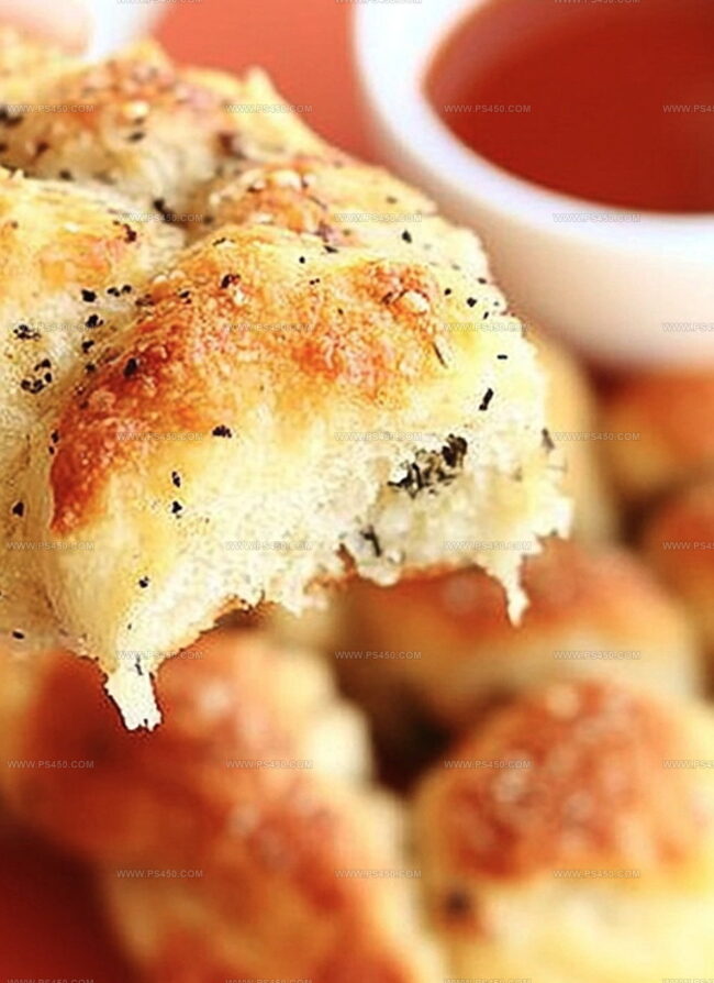 Why Garlic Parmesan Pull Apart Bread Is Soft, Savory, And Irresistible