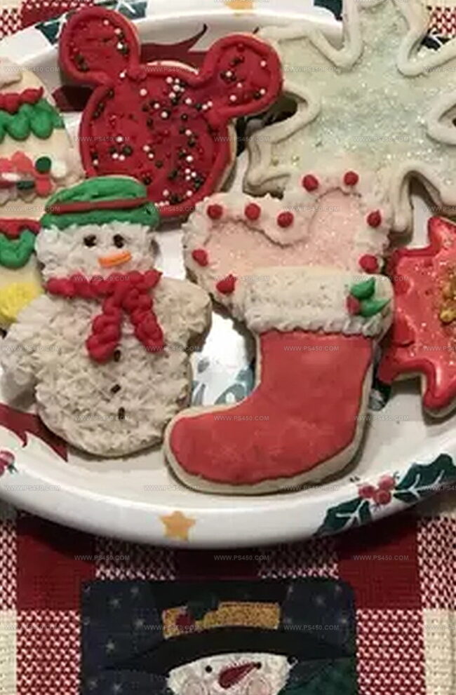 How to Mix and Bake Soft Christmas Cookies