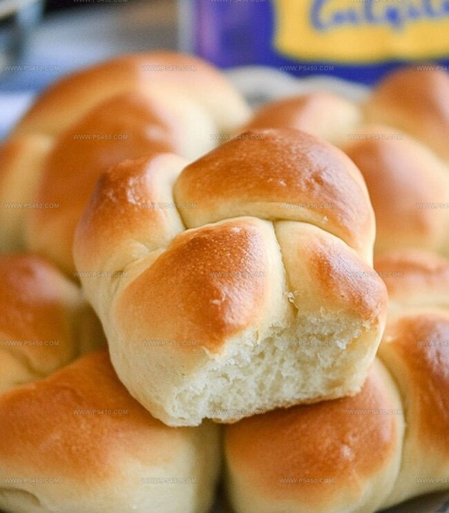 Step-By-Step Instructions For Cloverleaf Rolls