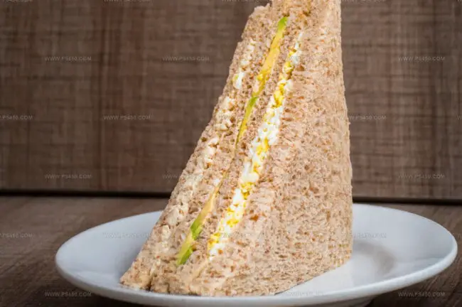 Sandwich Triple