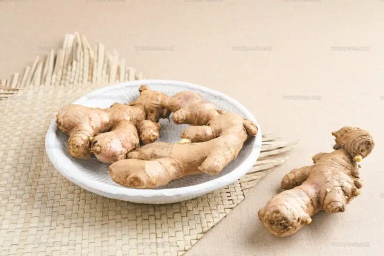 8 Ginger Replacements for Sweet and Savory Dishes
