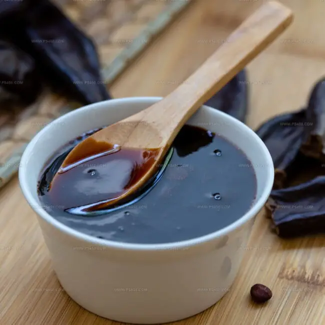 Molasses and Baking Soda